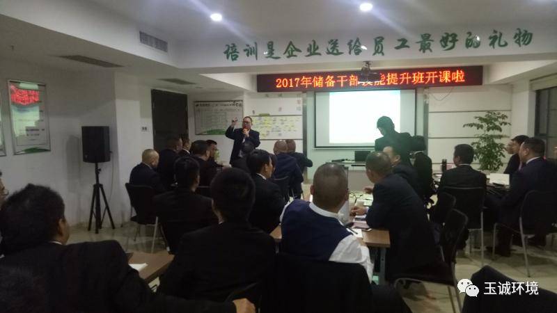 長沙清潔,長沙清潔服務(wù),長沙專業(yè)清潔,長沙清潔公司,湖南專業(yè)清潔,長沙保潔公司,長沙專業(yè)保潔,長沙物業(yè)保潔 長沙清潔,長沙清潔服務(wù),長沙專業(yè)清潔,長沙清潔公司,湖南專業(yè)清潔,長沙保潔公司,長沙專業(yè)保潔,長沙物業(yè)保潔