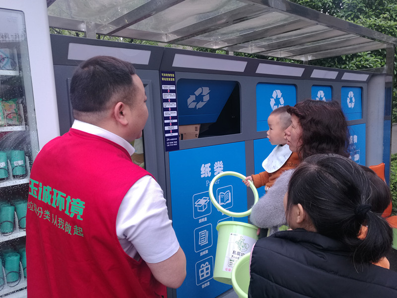 長沙清潔,長沙清潔服務,長沙專業(yè)清潔,長沙清潔公司,湖南專業(yè)清潔,長沙保潔公司,長沙專業(yè)保潔,長沙物業(yè)保潔 長沙清潔,長沙清潔服務,長沙專業(yè)清潔,長沙清潔公司,湖南專業(yè)清潔,長沙保潔公司,長沙專業(yè)保潔,長沙物業(yè)保潔